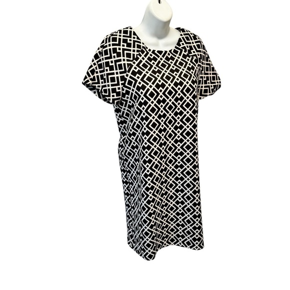 Zara Basic Geometric Black White Dress Sz L Short Sleeve Boxy Fit Business - Picture 4 of 6